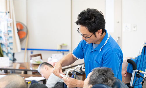 介護士